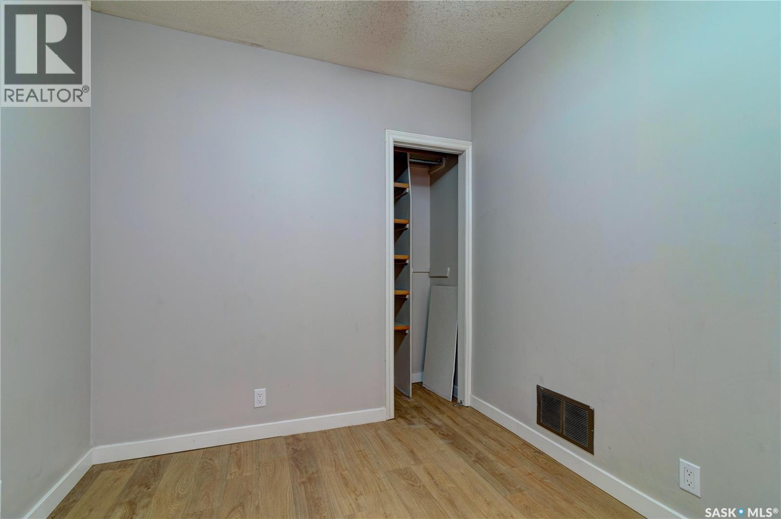 1035 Wallace STREET, Regina, Saskatchewan