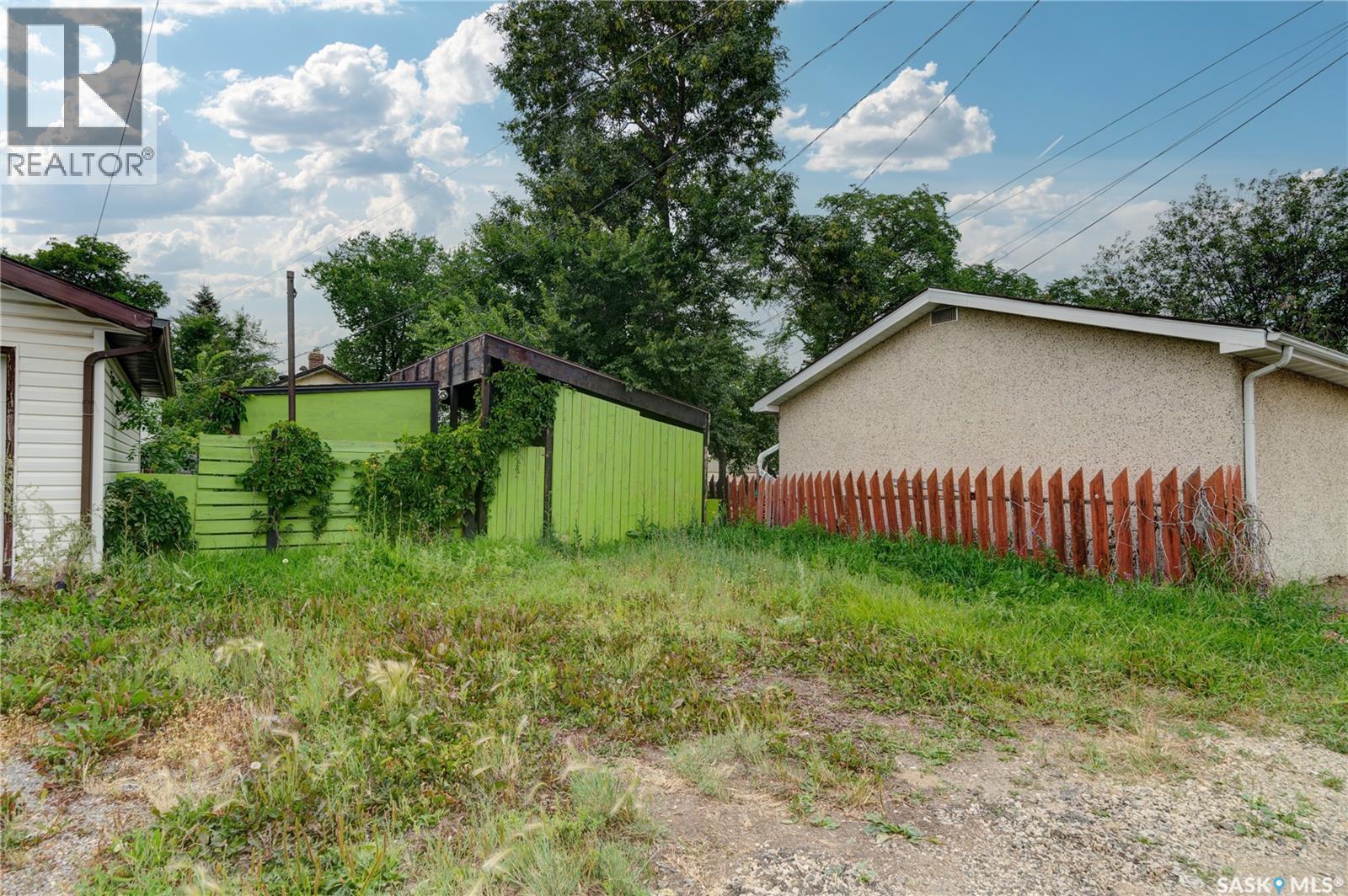1035 Wallace Street, Regina, Saskatchewan  S4N 3Y7 - Photo 21 - SK038177