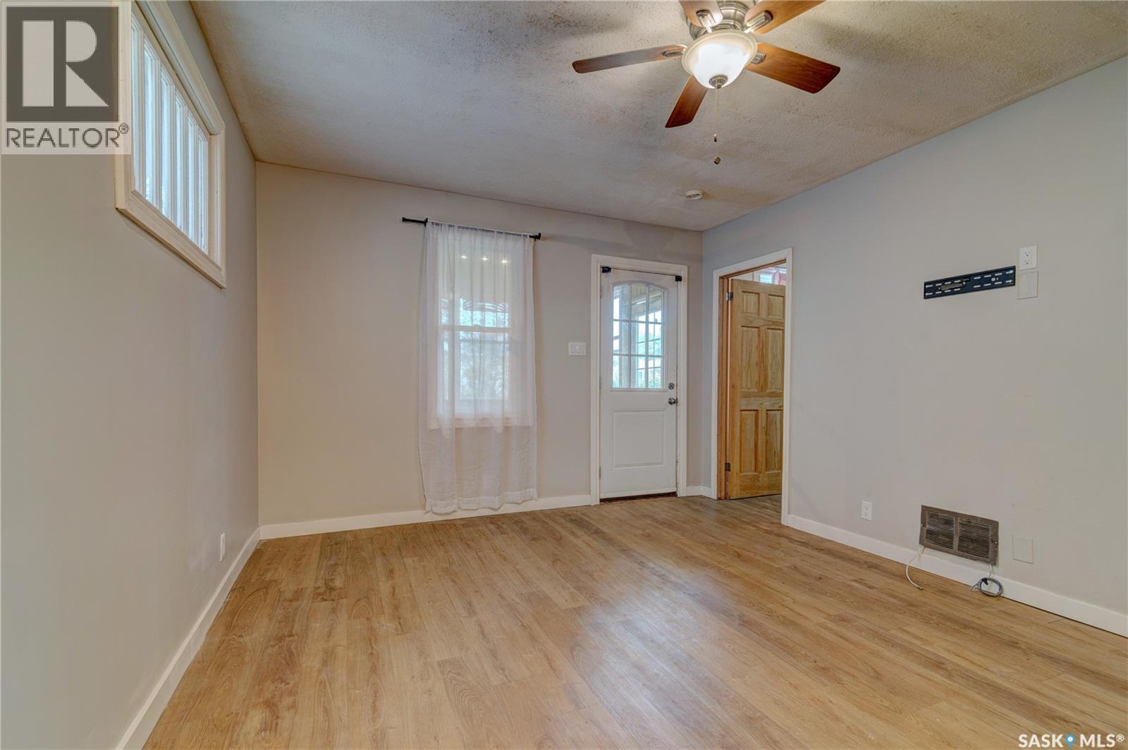 1035 Wallace Street, Regina, Saskatchewan  S4N 3Y7 - Photo 24 - SK038177