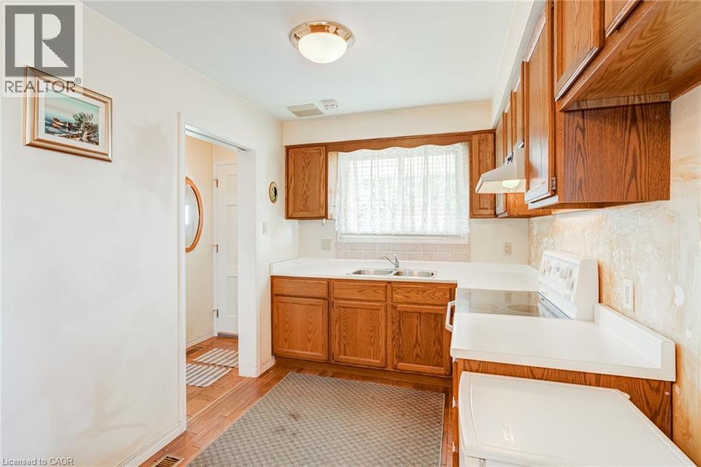 186 Adeline Avenue, Hamilton, Ontario L8H 5T8 - Photo 10 - 40831116
