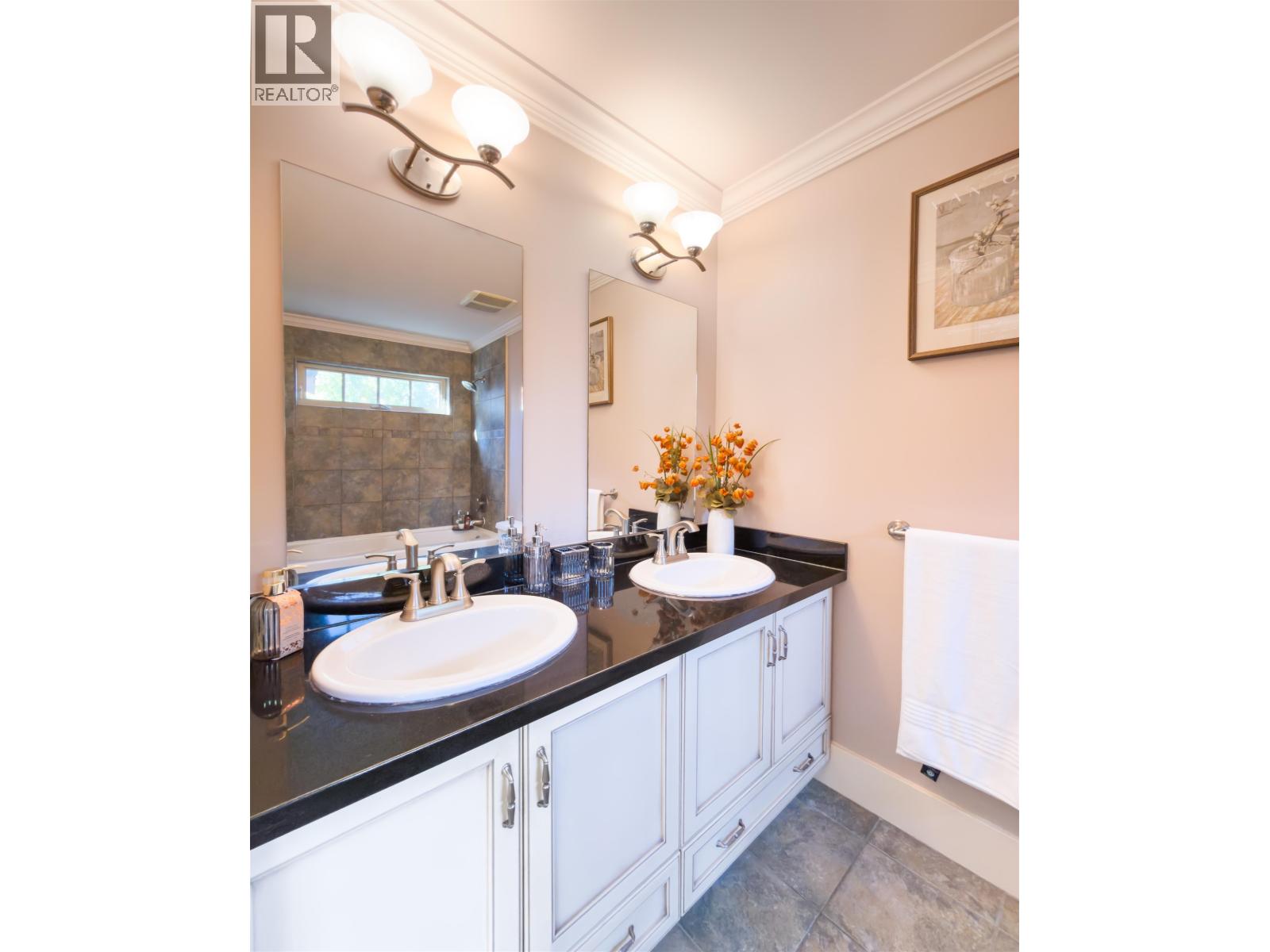 208 W 13th Avenue, Vancouver, British Columbia  V5Y 1V9 - Photo 9 - R3111981