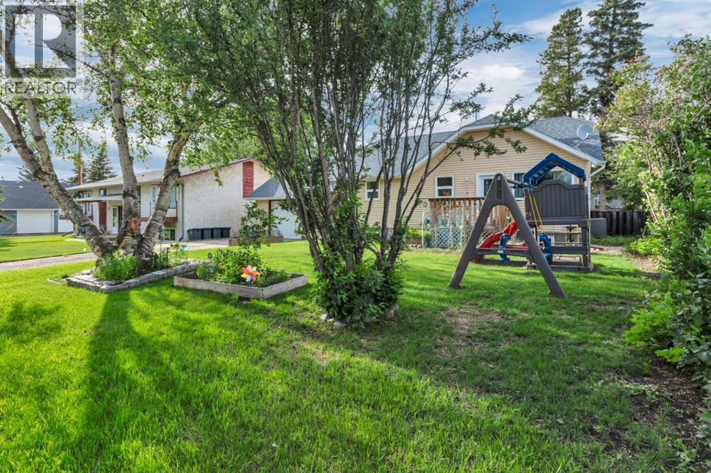4520 36 Avenue, Ponoka, Alberta  T4J 1A2 - Photo 3 - A2321862