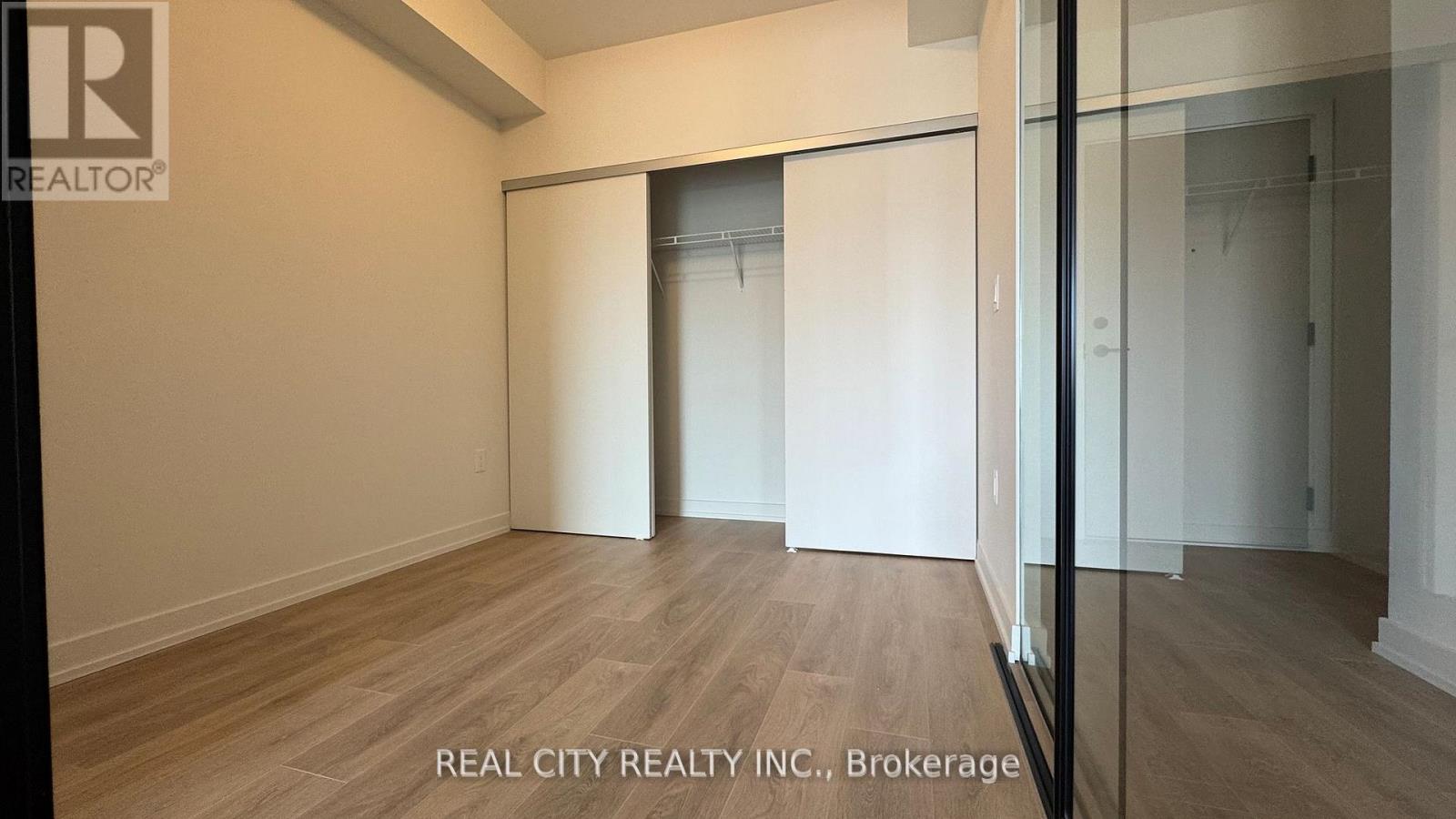 711 - 181 Sterling Road, Toronto, Ontario  M6R 2B2 - Photo 13 - C13541360