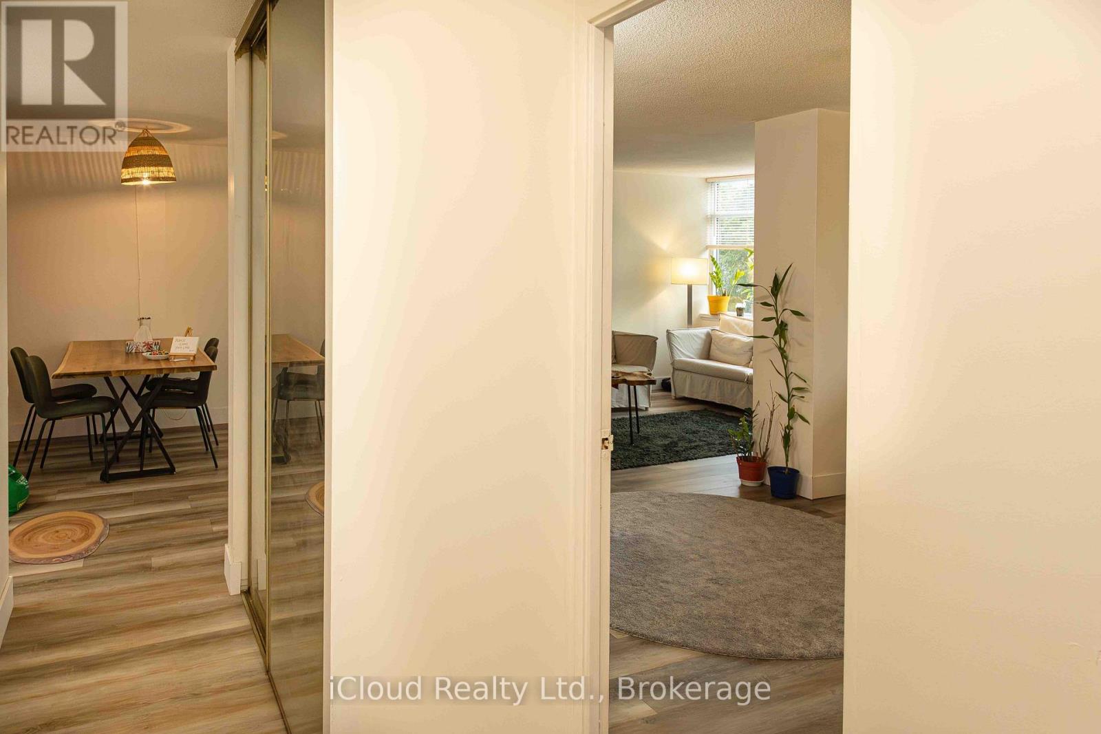 306 - 3100 Kirwin Avenue N, Mississauga, Ontario L5A 3S6 - Photo 18 - W13166508