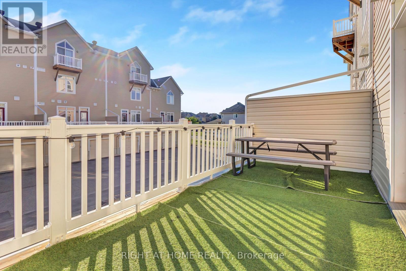 8 - 314 Royal Fern Way, Ottawa, Ontario  K1V 2K6 - Photo 11 - X13674370
