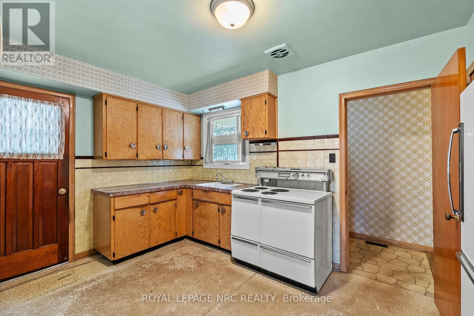552 Bunting Road, St. Catharines, Ontario  L2M 3A5 - Photo 14 - X13674360