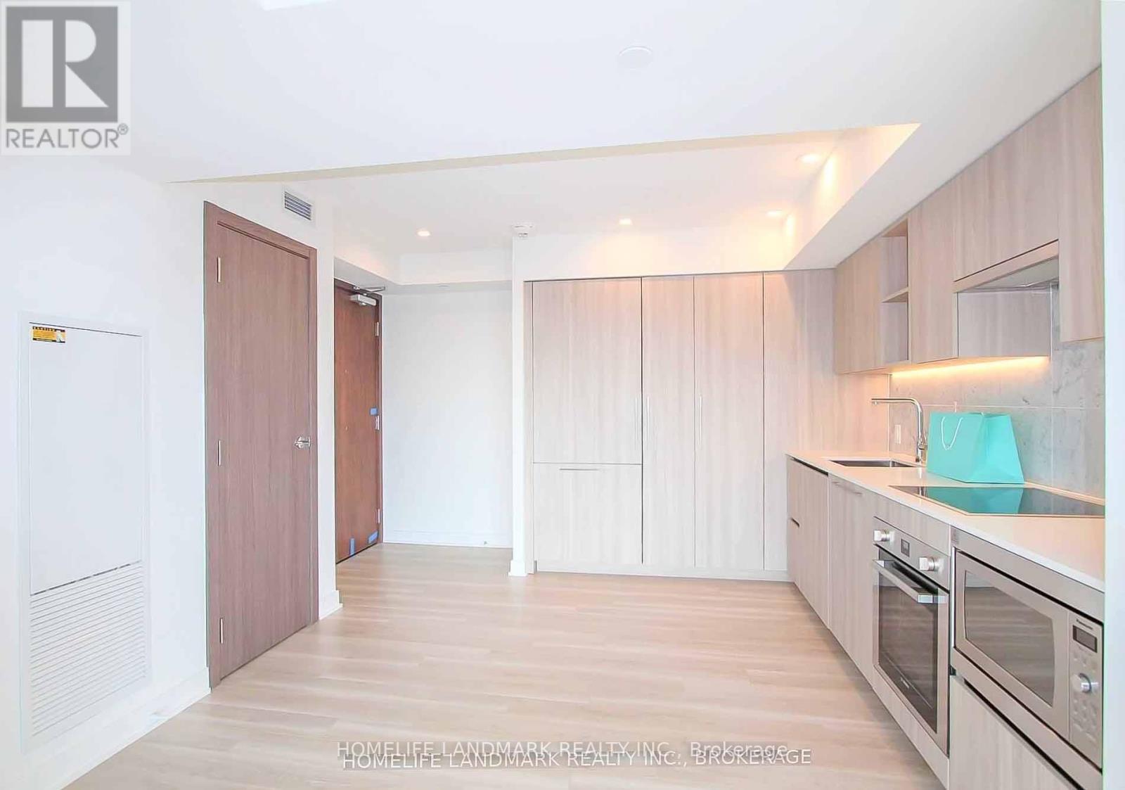 1711 - 19 Bathurst Street, Toronto, Ontario  M5V 0N2 - Photo 5 - C13674374