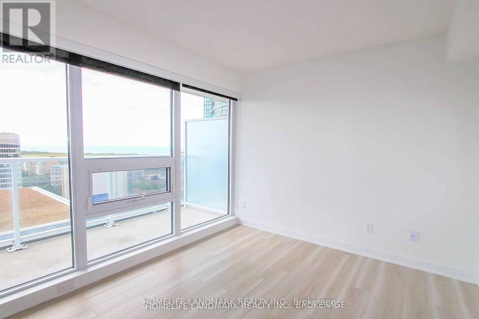 1711 - 19 Bathurst Street, Toronto, Ontario  M5V 0N2 - Photo 6 - C13674374