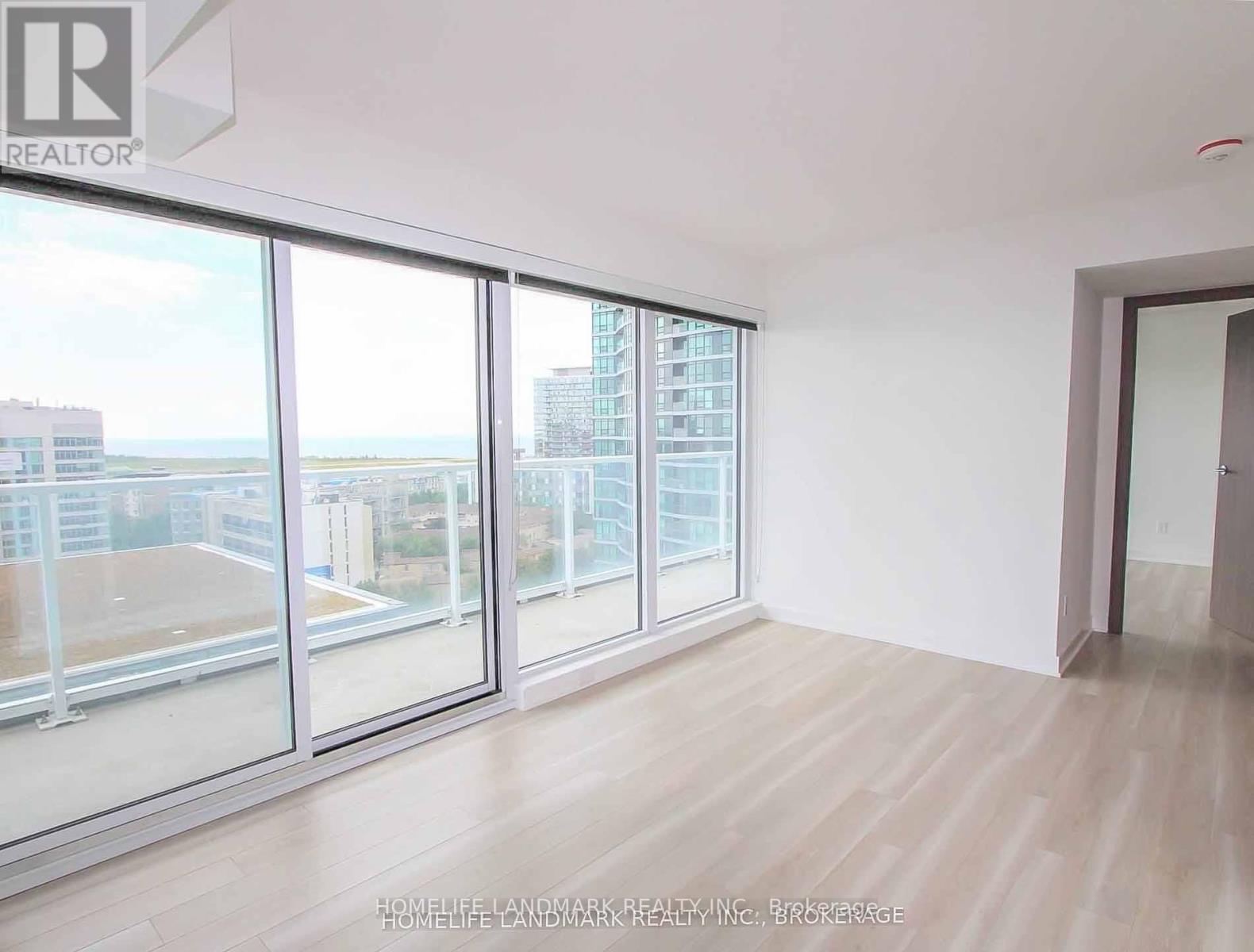 1711 - 19 Bathurst Street, Toronto, Ontario  M5V 0N2 - Photo 9 - C13674374