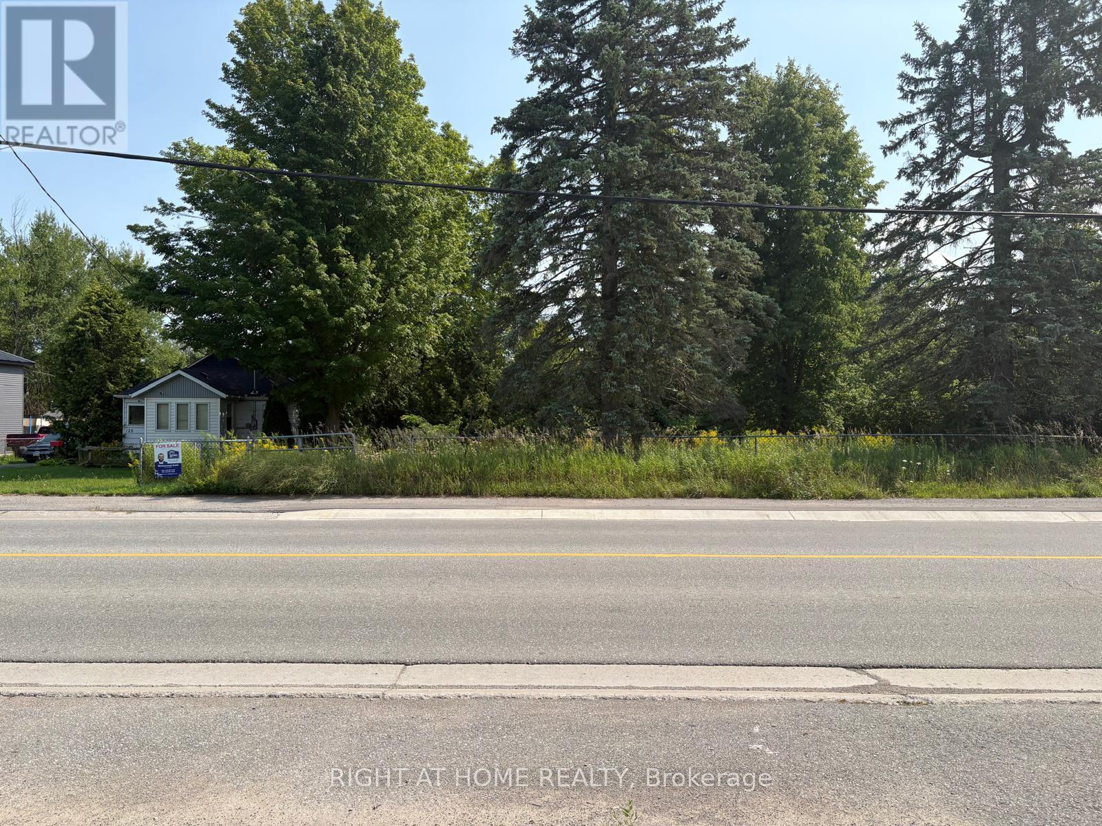 122 KING STREET W, Kawartha Lakes, Ontario