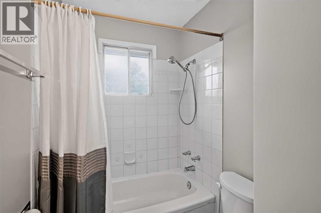 7935 Huntwick Hill Ne, Calgary, Alberta  T2K 4G9 - Photo 18 - A2335209