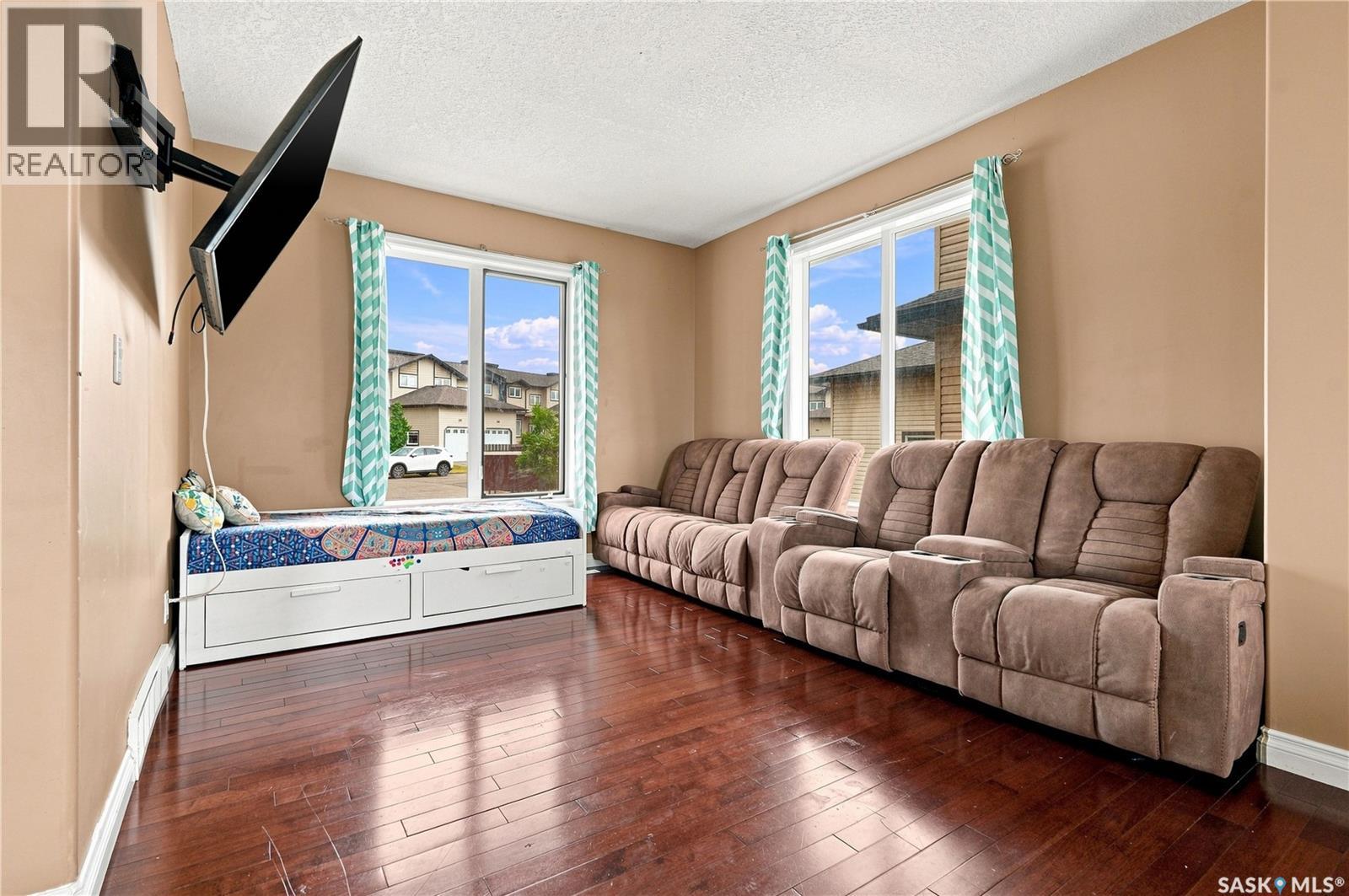 18 118 Hampton Circle, Saskatoon, Saskatchewan  S7R 0C9 - Photo 10 - SK045580