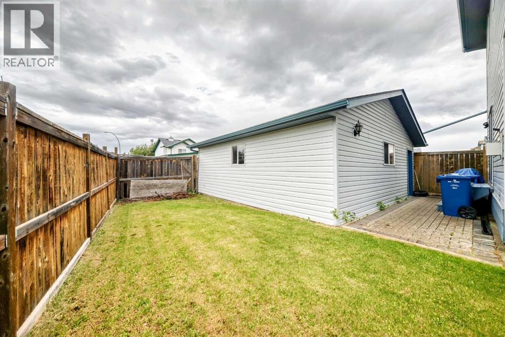 98 Country Hills Heights Nw, Calgary, Alberta  T3K 4Y6 - Photo 36 - A2321079