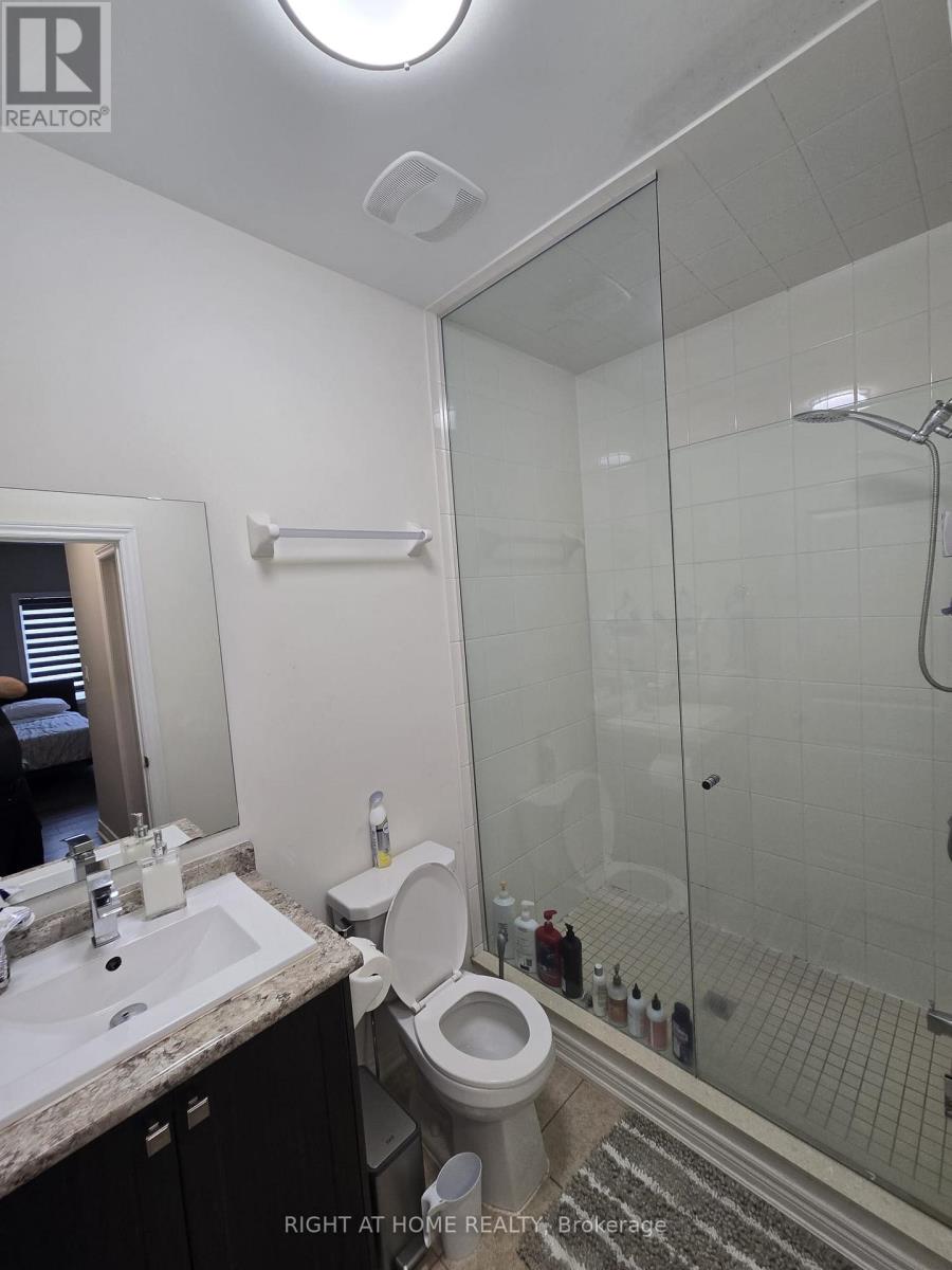 14 Ogston Crescent, Whitby, Ontario L1P 0G9 - Photo 13 - E13674396