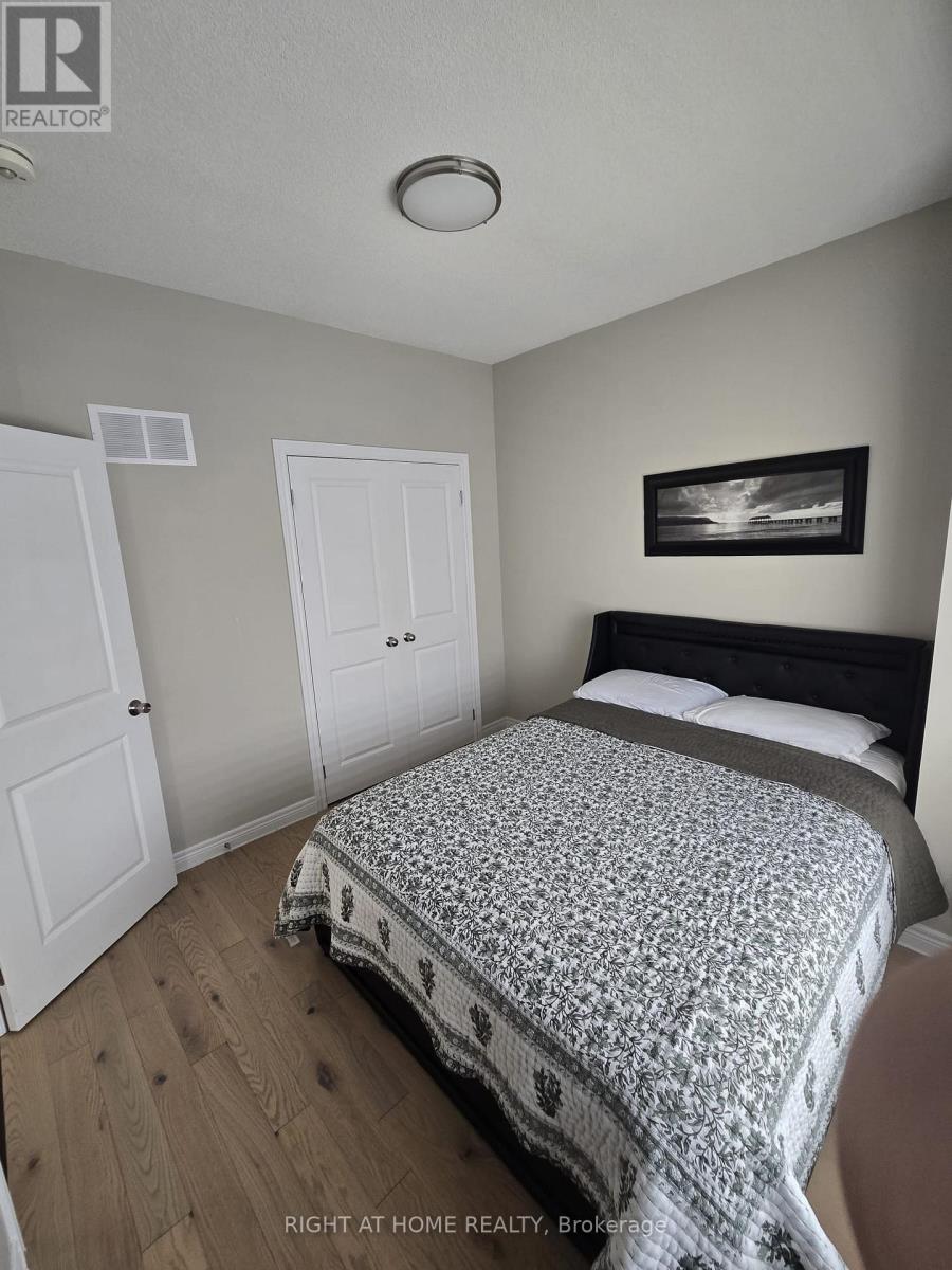 14 Ogston Crescent, Whitby, Ontario L1P 0G9 - Photo 15 - E13674396