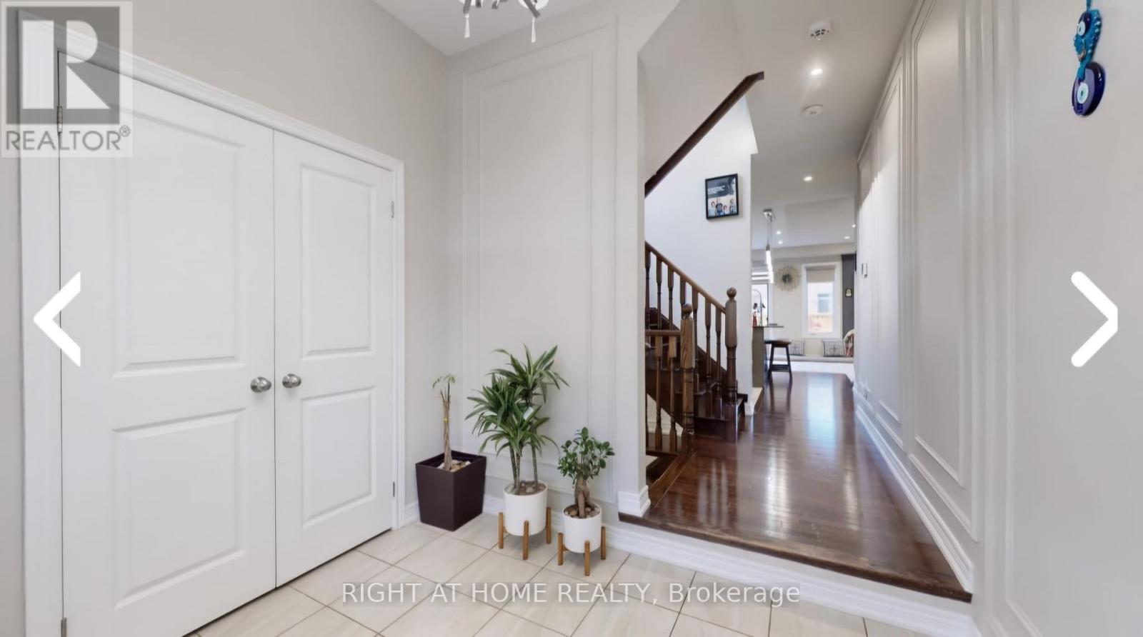 14 Ogston Crescent, Whitby, Ontario L1P 0G9 - Photo 3 - E13674396