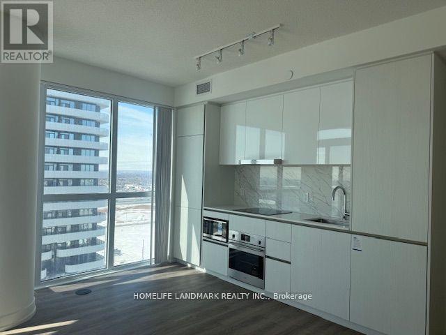 2212 - 8 Interchange Way, Vaughan, Ontario L4K 0R2 - Photo 3 - N13674412
