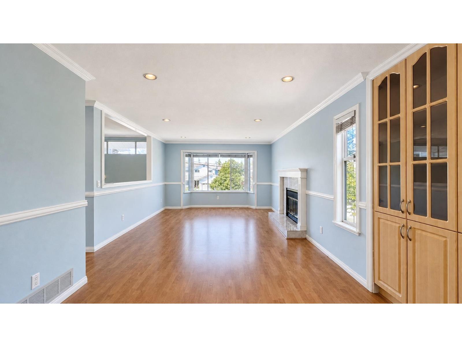 15292 94 Avenue, Surrey, British Columbia  V3R 1E3 - Photo 8 - R3155731