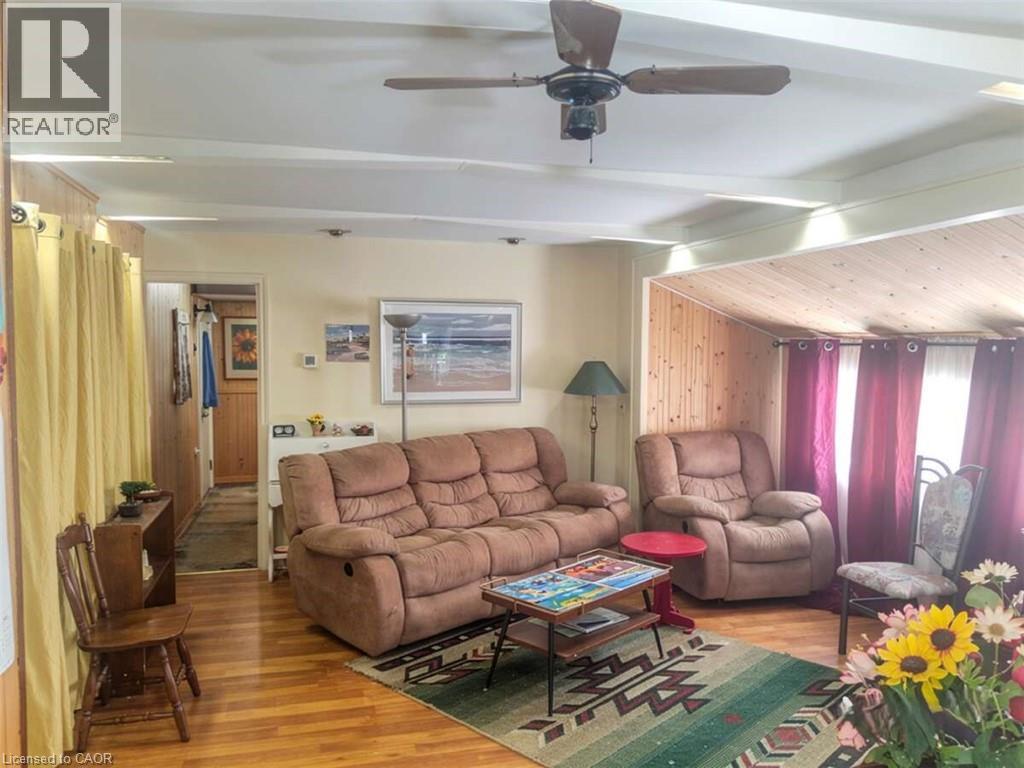 18 Sutton Drive, Goderich, Ontario  N7A 3Y3 - Photo 4 - 40772813