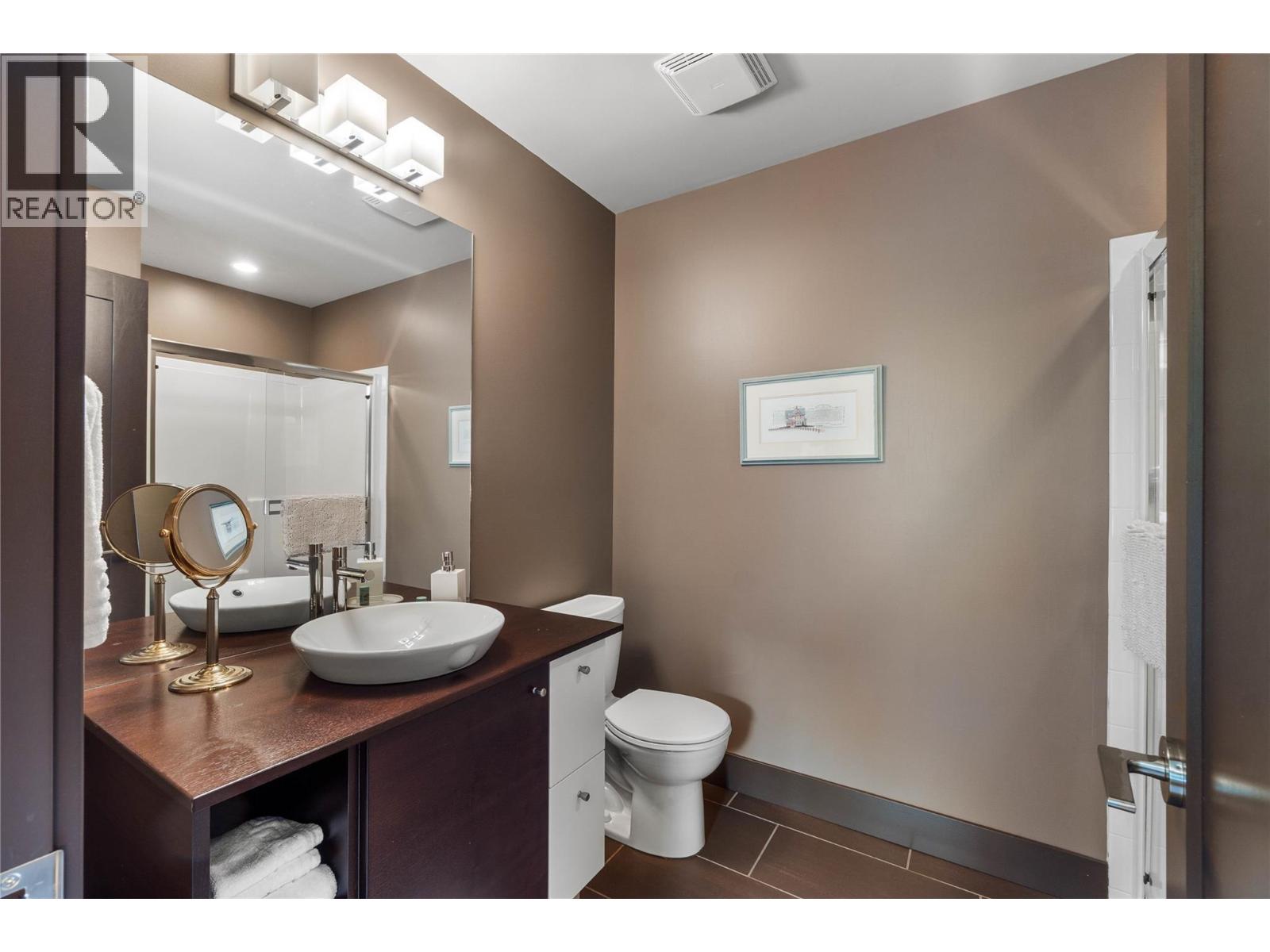 3020 Kicking Horse Drive, Kamloops, British Columbia  V2E 2T6 - Photo 36 - 10397270