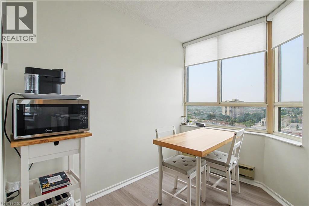 100 County Court Boulevard Unit# 1604, Brampton, Ontario  L6W 3X1 - Photo 14 - 40855750