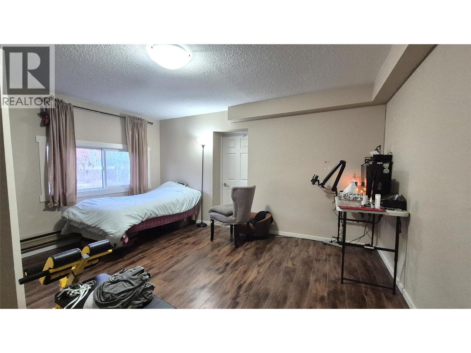 5177 Trans Canada Highway, Tappen, British Columbia  V0E 2X3 - Photo 36 - 10394032