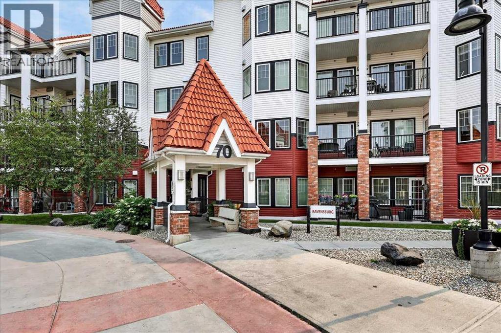 303, 70 Royal Oak Plaza NW, Calgary, Alberta  T3G 0C6 - Photo 3 - A2337346