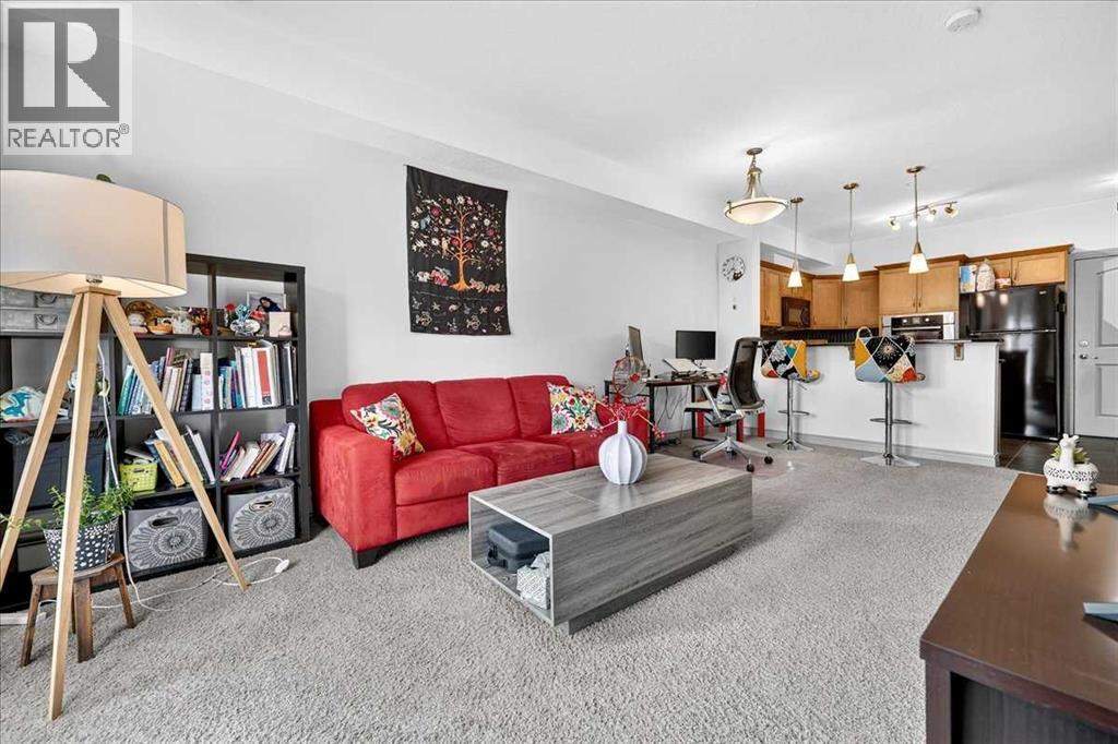 303, 70 Royal Oak Plaza NW, Calgary, Alberta  T3G 0C6 - Photo 13 - A2337346