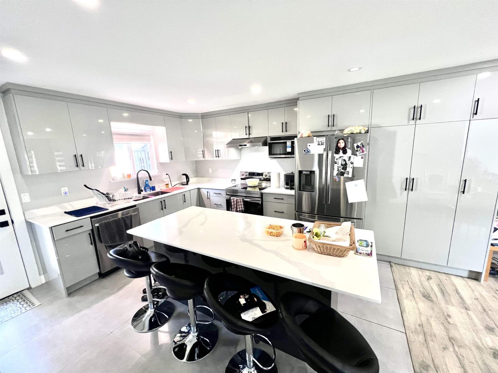 7376 123 Street, Surrey, British Columbia  V3W 5S3 - Photo 5 - R3154623
