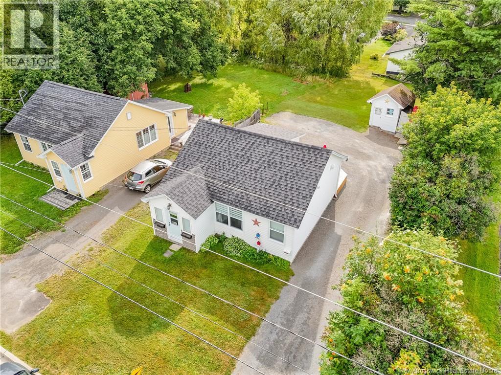 330 Clark Street, Fredericton, New Brunswick E3A 2X2 - Photo 26 - NB145364