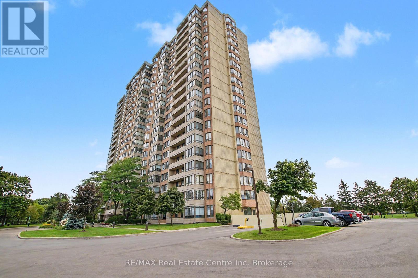 1604 - 100 COUNTY COURT BOULEVARD, brampton (fletcher's creek south), Ontario