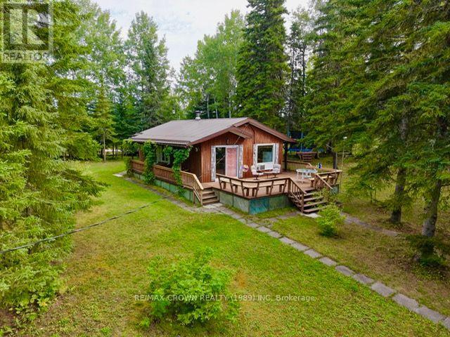 2 WEST BAY ROAD, Hearst, Ontario