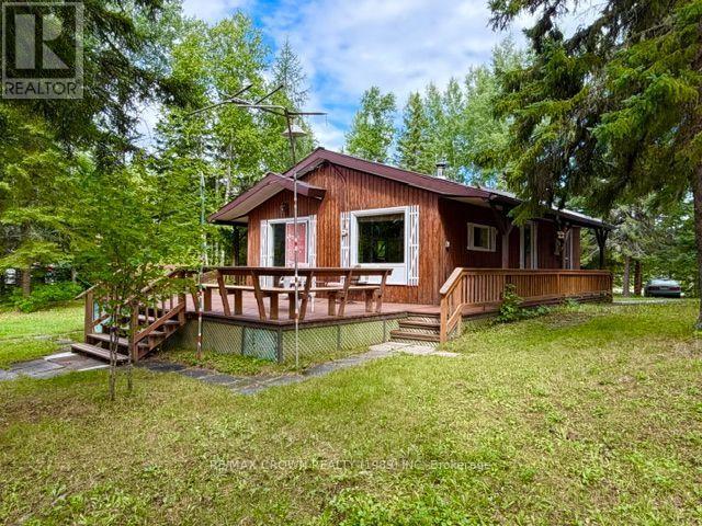 2 West Bay Road, Hearst, Ontario  P0L 1N0 - Photo 3 - T13674534