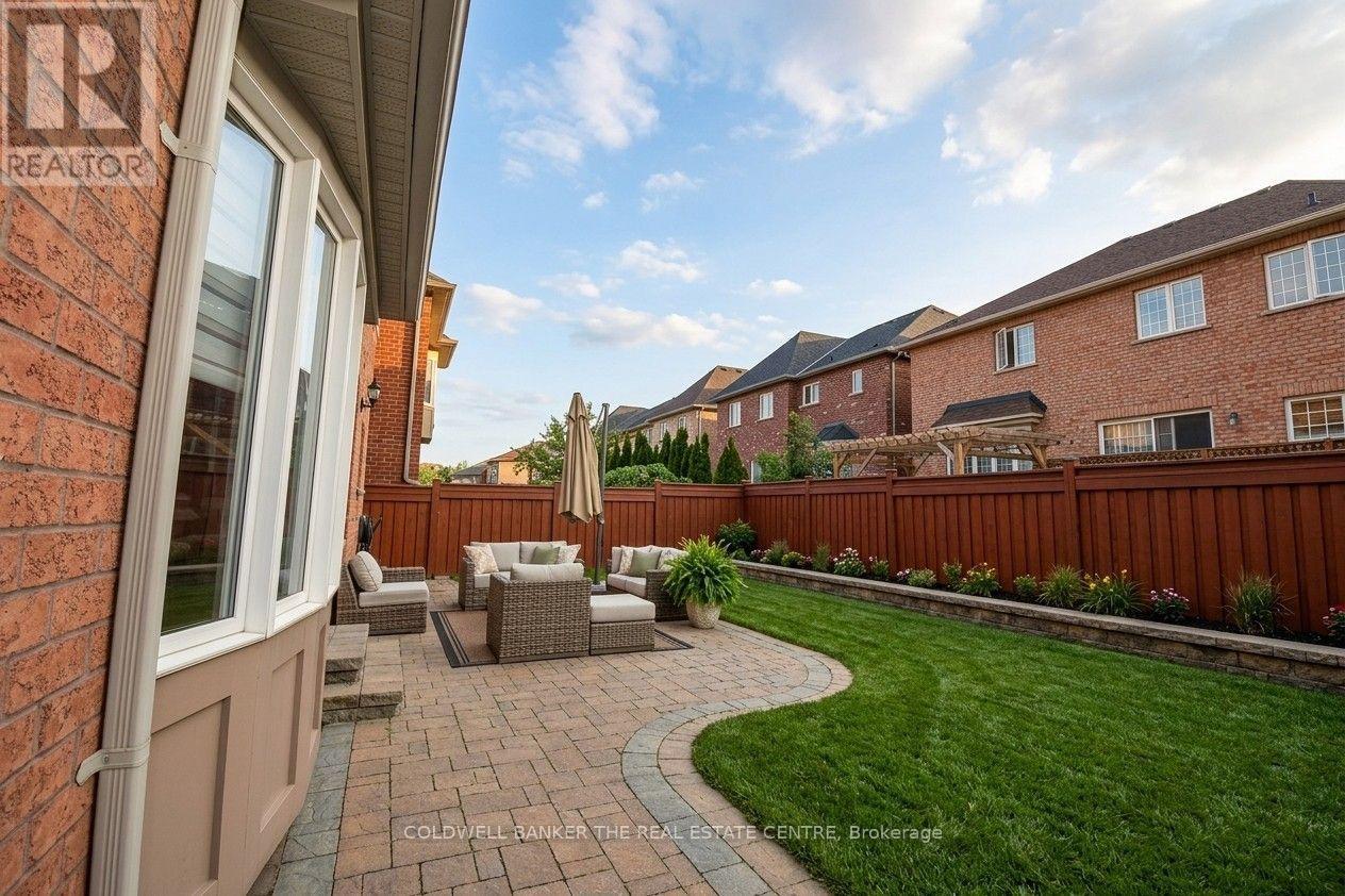 304 Tower Hill Road, Richmond Hill, Ontario  L4E 0A7 - Photo 31 - N13655166