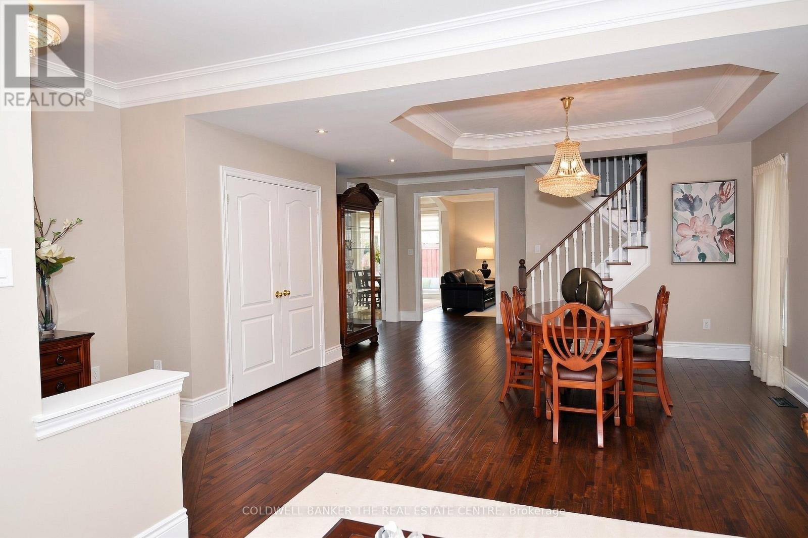 304 Tower Hill Road, Richmond Hill, Ontario  L4E 0A7 - Photo 5 - N13655166