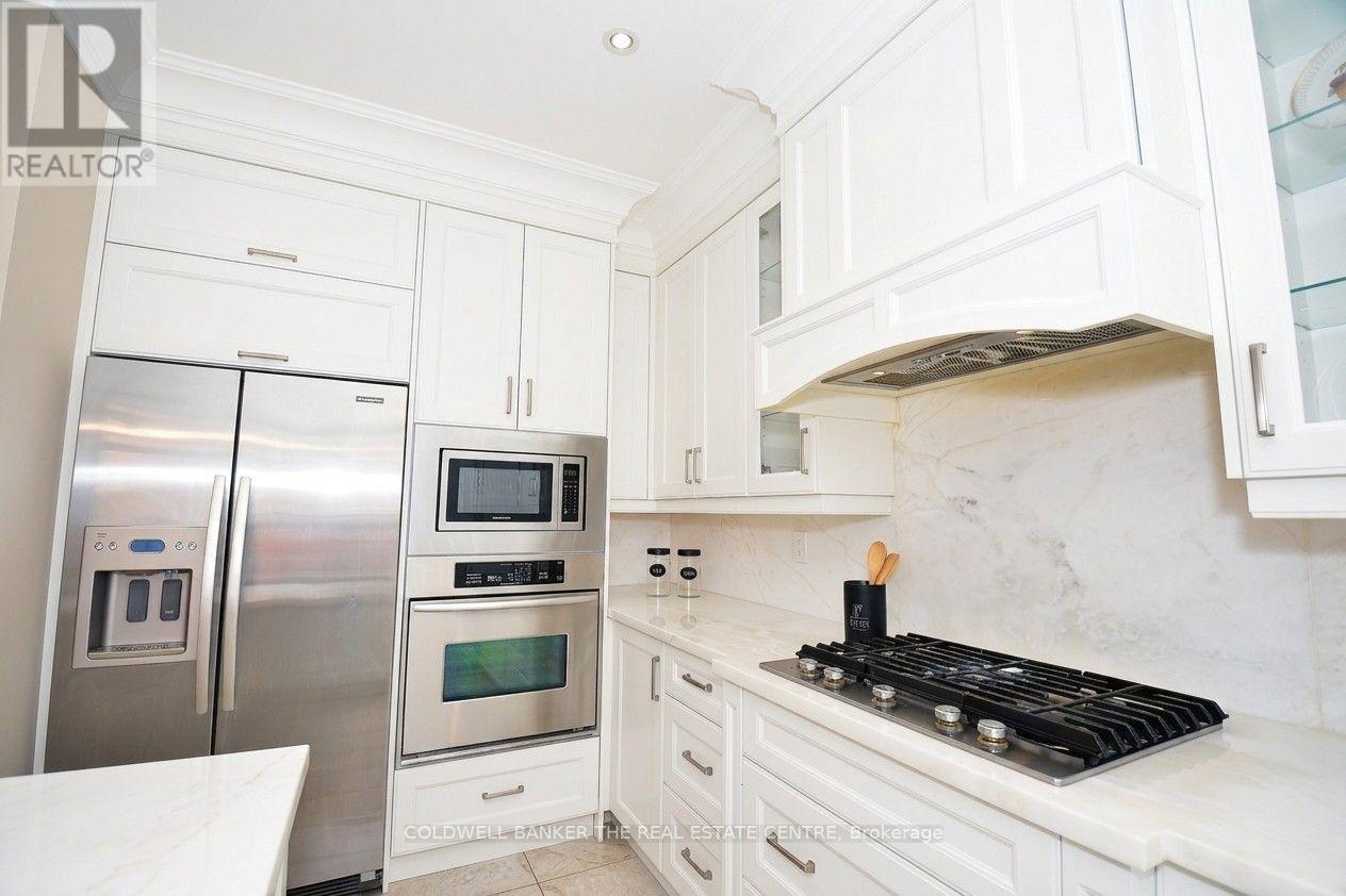 304 Tower Hill Road, Richmond Hill, Ontario  L4E 0A7 - Photo 13 - N13655166