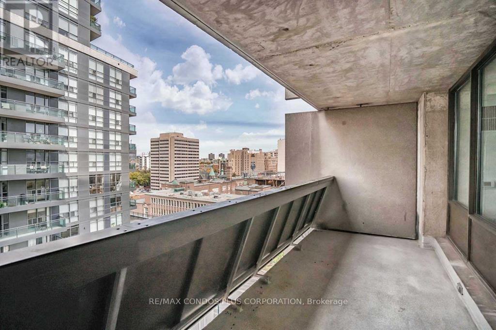 1011 - 720 Spadina Avenue, Toronto, Ontario  M5S 2T9 - Photo 17 - C13667912