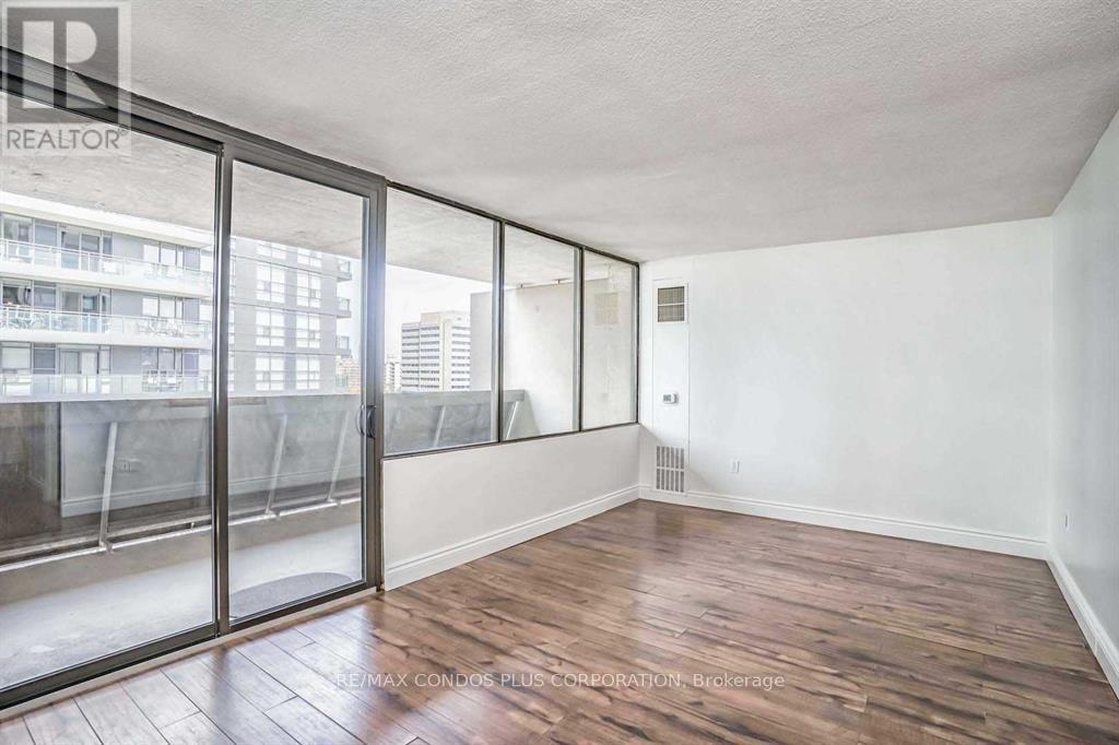 1011 - 720 Spadina Avenue, Toronto, Ontario  M5S 2T9 - Photo 6 - C13667912