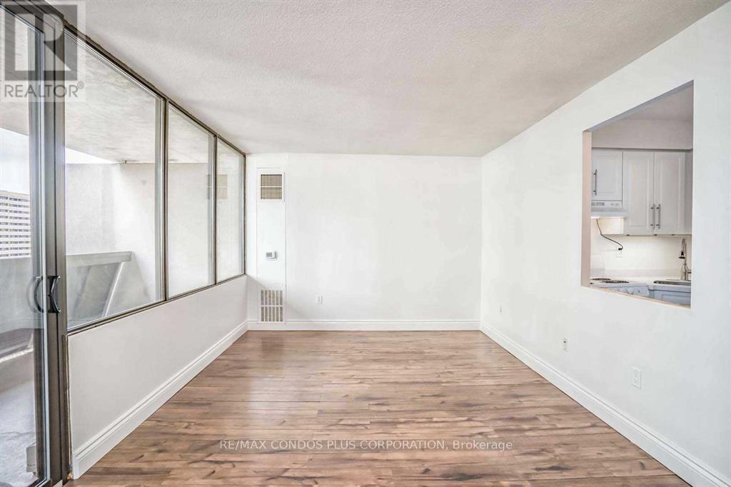 1011 - 720 Spadina Avenue, Toronto, Ontario  M5S 2T9 - Photo 8 - C13667912