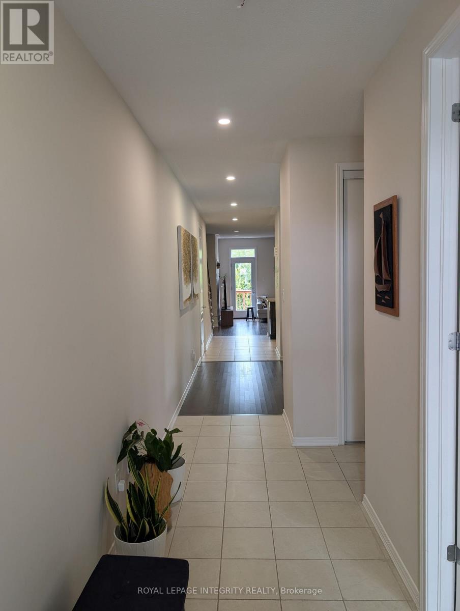 3230 Harvester Crescent, North Grenville, Ontario  K0G 1J0 - Photo 2 - X13629852