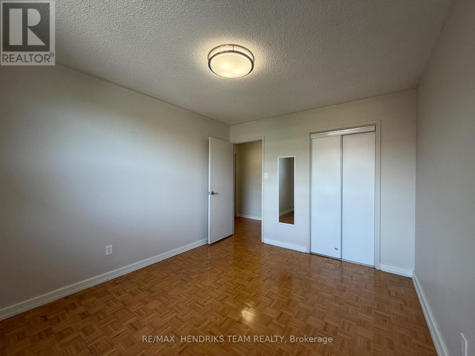 402 - 33 Leaside Drive, St. Catharines, Ontario  L2M 4G2 - Photo 6 - X13674450