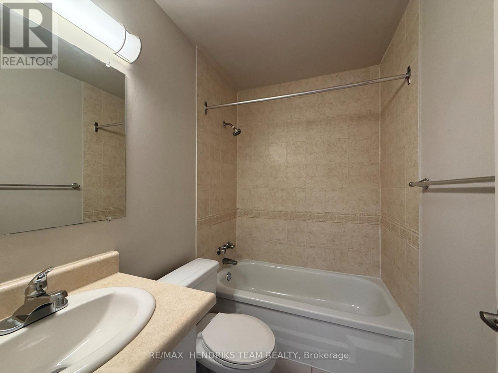 402 - 33 Leaside Drive, St. Catharines, Ontario  L2M 4G2 - Photo 9 - X13674450