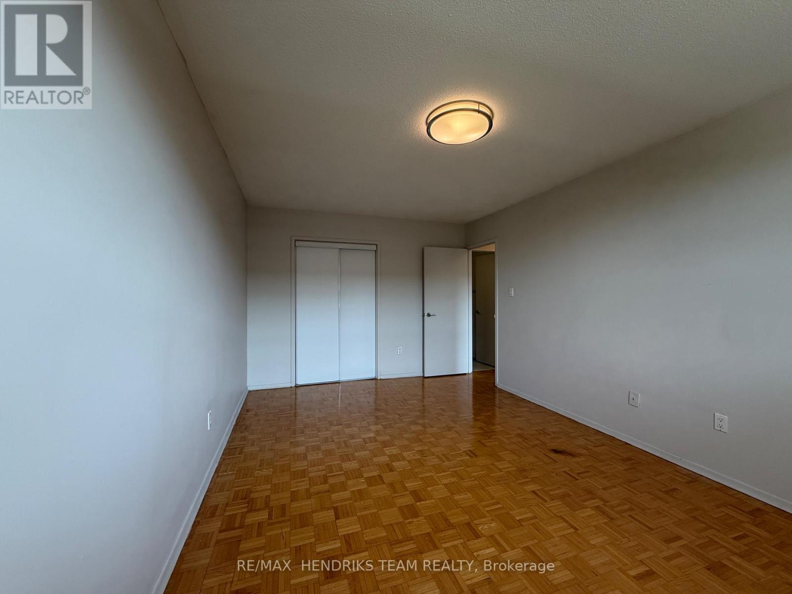 403 - 49 Leaside Drive, St. Catharines, Ontario  L2M 4G4 - Photo 8 - X13674456