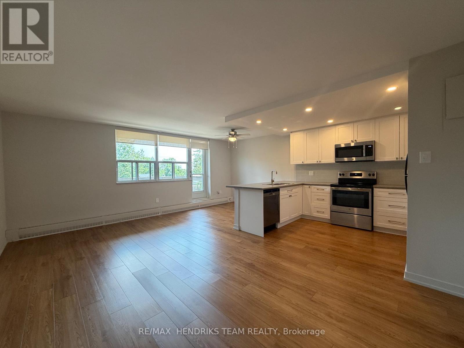 314 - 158 Fitch Street, Welland, Ontario  L3C 4V6 - Photo 5 - X13674460