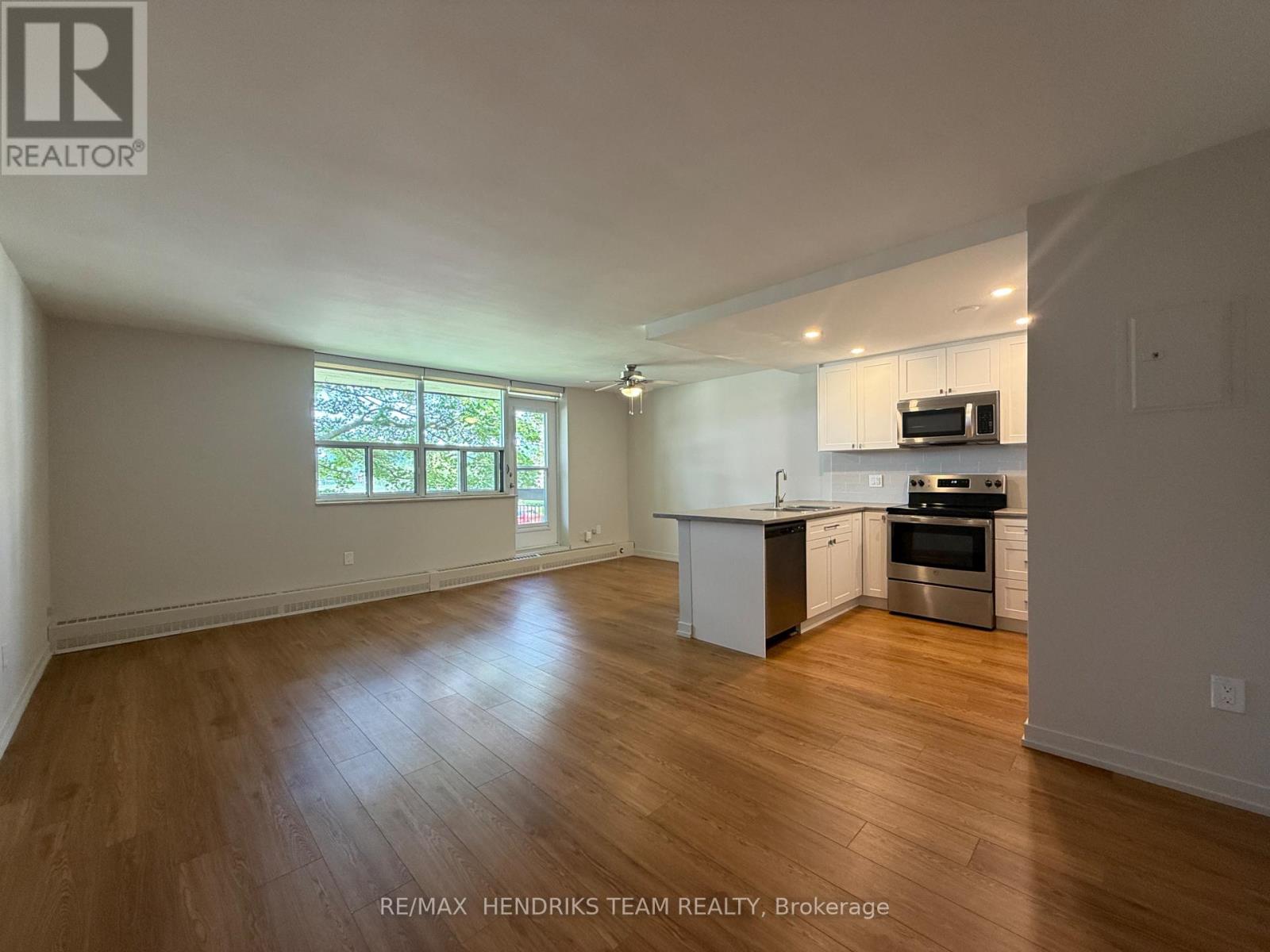 218 - 158 Fitch Street, Welland, Ontario  L3C 4V6 - Photo 5 - X13674464