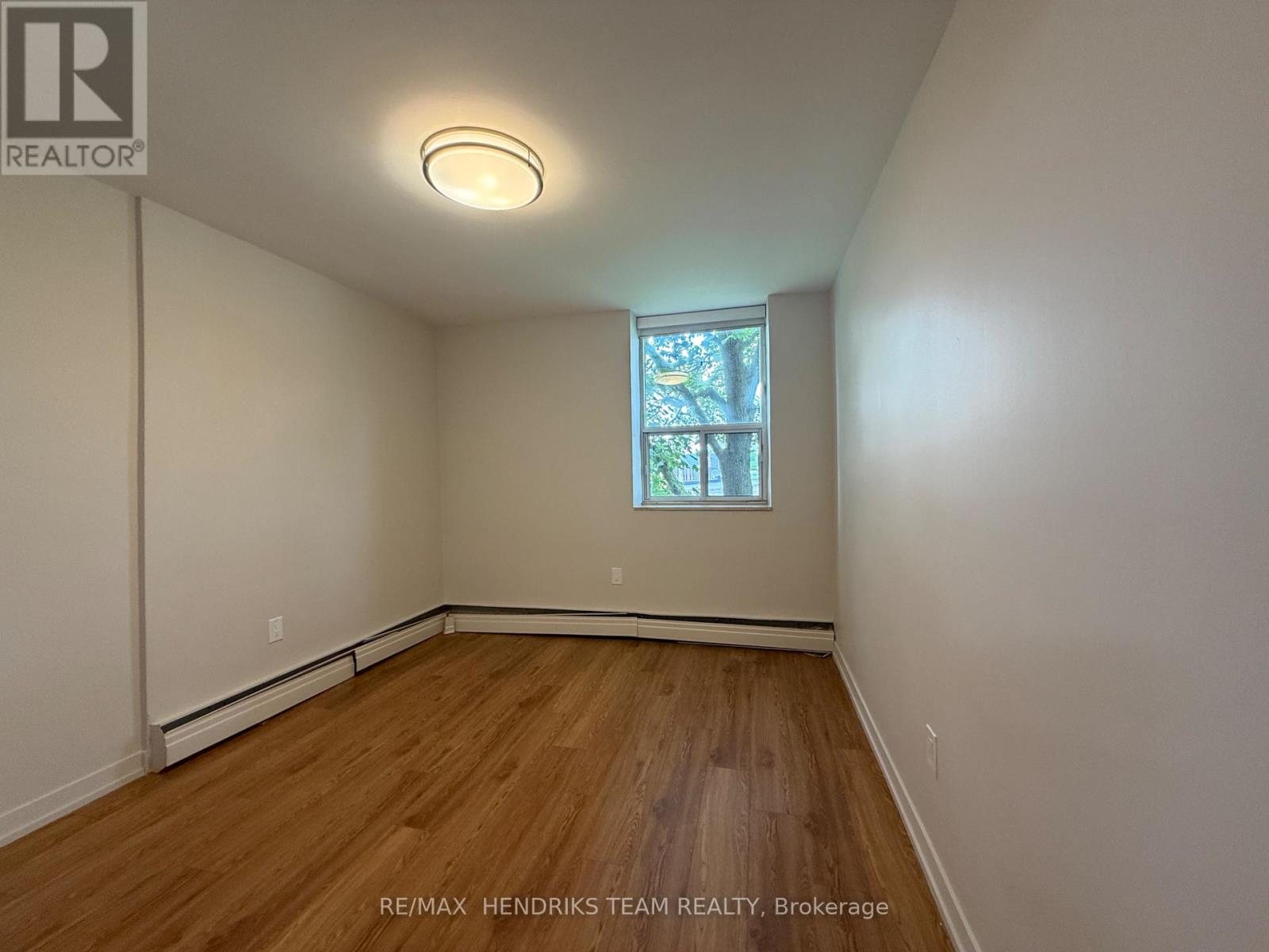 218 - 158 Fitch Street, Welland, Ontario  L3C 4V6 - Photo 8 - X13674464