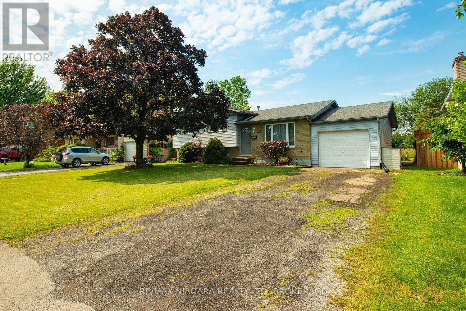 47 Elmvale Crescent, Port Colborne (Main Street), Ontario  L3K 5X1 - Photo 3 - X13674506