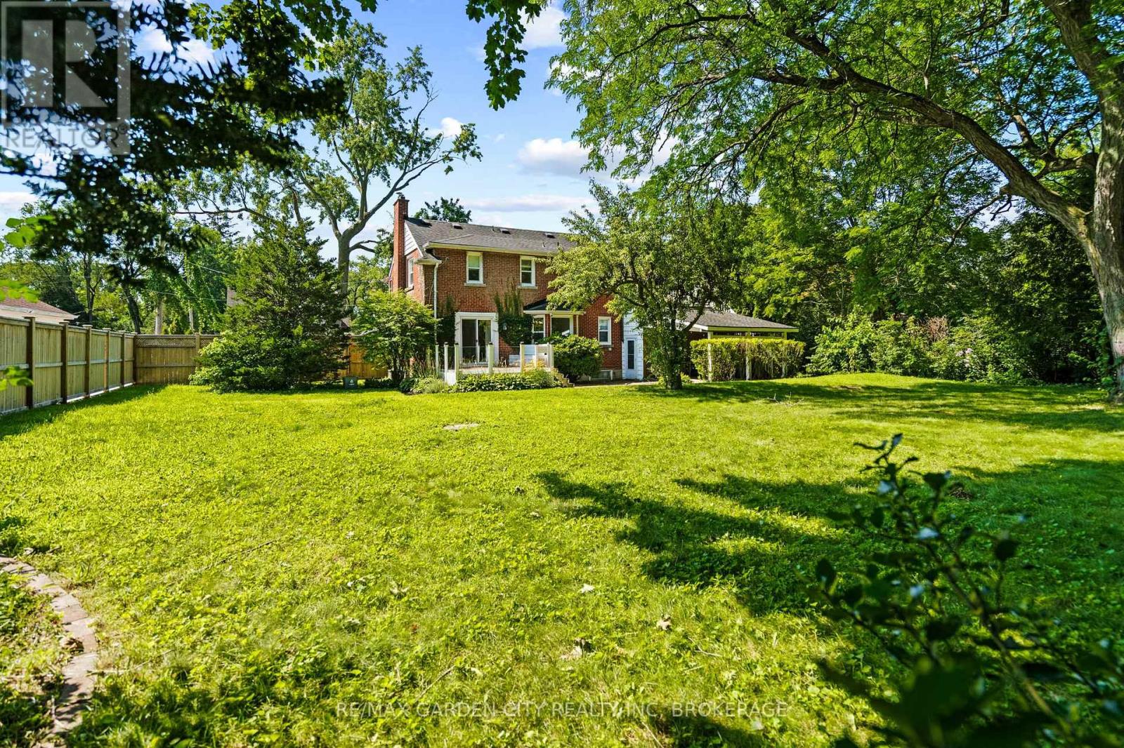 6751 Barker Street, Niagara Falls, Ontario  L2G 1Z1 - Photo 40 - X13674508