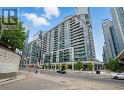 301 - 25 LOWER SIMCOE STREET, Toronto, Ontario