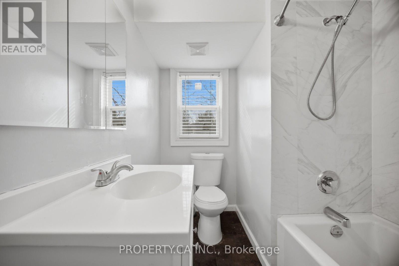 109 Pleasant Avenue, Toronto, Ontario  M2M 1M2 - Photo 13 - C13674550